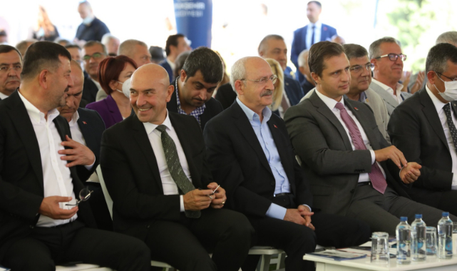 CHP Lideri Kılıçdaroğlu İzmir'deki Fütürizm Çalıştayı'nda konuştu: "Üniversiteler Gerçek Anlamda Birer Üniversite mi?"