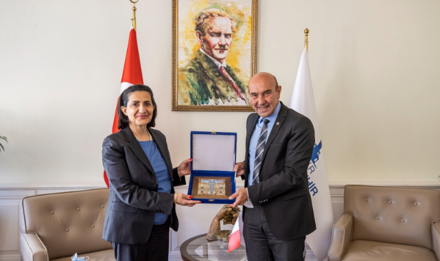 " İzmir'i Avrupa Kenti Olarak Görüyoruz"