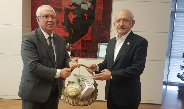 Karabağlar Belediyesi'nden Kılıçdaroğlu'na Temel Atma Daveti