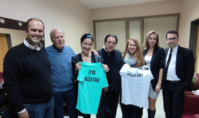 Altay'dan Fazıl Say'a Jest