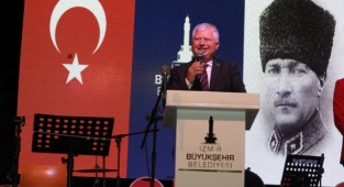 "Her renk İzmir'e bir değer kattı"