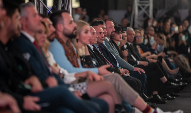 IF Wedding Fashion İzmir'de İhtişamlı Gala