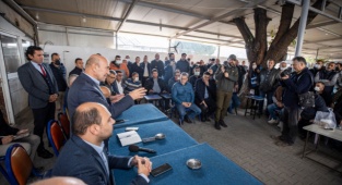 Soyer, Millet Bahçesi Mağduru Esnafla Buluştu