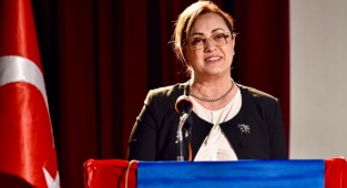 “100 Yıllık Umut” Gençlere Işık Olmaya Devam Ediyor