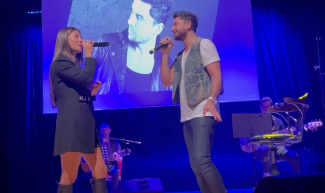 Gökhan Akar Ve Masterchef Pelin'den Konser Düeti