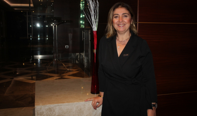 İZİKAD'dan Vefa Gecesi