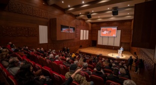 İzmir Uluslararası Mizah Festivali Başladı
