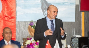 Başkan Soyer Anadolu Birliği Derneği'ni Ziyaret Etti