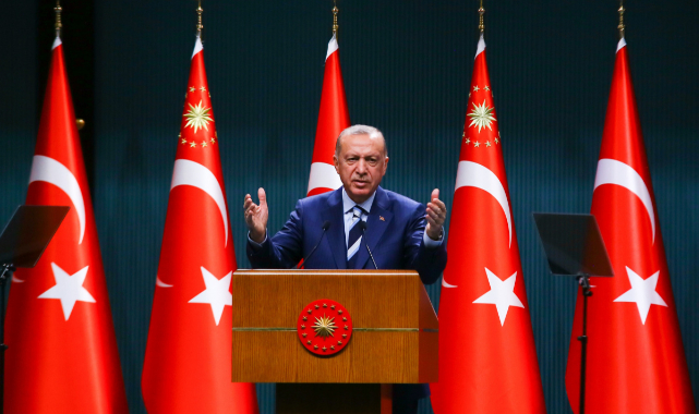 Cumhurbaşkanı Erdoğan: "Hiçbir Emeklimiz 2 Bin 500 TL'nin Altında Maaş Almayacak"