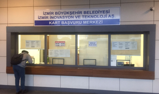 İzmir’de Sağlık Personeli Kartı Uygulaması Başladı