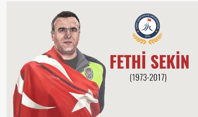 İzmir Demokrasi Üniversitesi Fethi Sekin Ve Musa Çam'ı Unutmadı