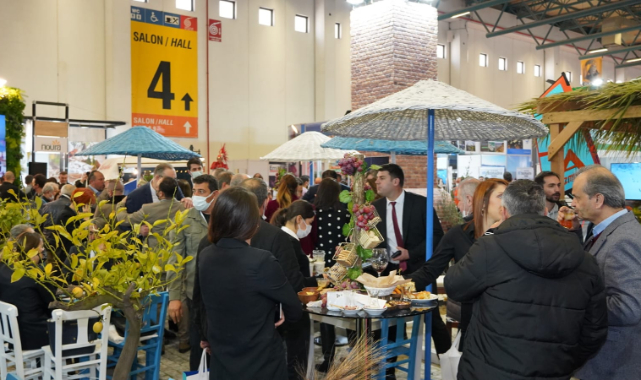 Çeşme'ye EMITT 2022'den "En İyi Stant" Ödülü