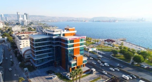 Güçlü Ekonomi Güçlü Bayraklı!