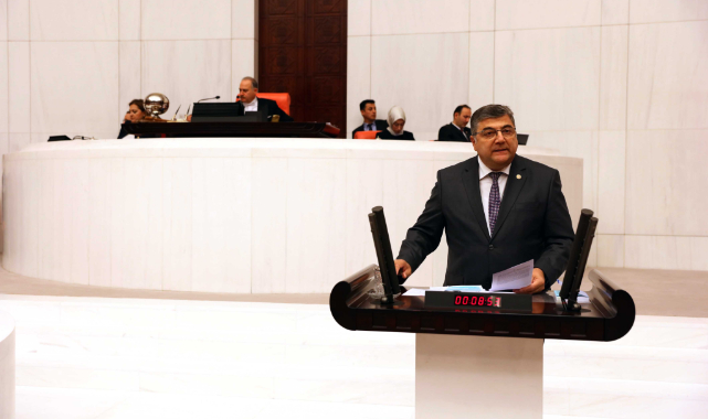 Milletvekili Sındır, "Tarım makinaları imalat sektörü eriyor!''