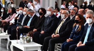 Özuslu: "İzmir'i Ülkemizin Yüz Akı Olarak Dünya İle Buluşturmaktan Büyük Gurur Duyuyoruz"