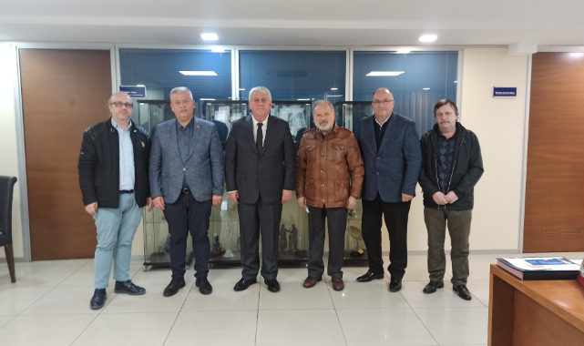 Balkan Göçmenleri Zekeriya Mutlu'yu Ziyaret Etti