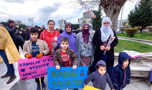 Bayraklı'nın Güçlü Kadınları Tek Ses Oldu