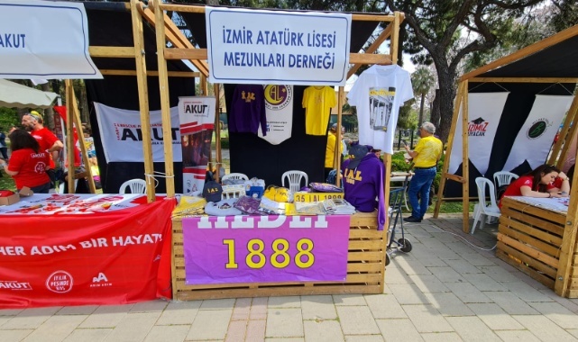İzmir Atatürk Lisesi Mezunları Maraton İzmir'de