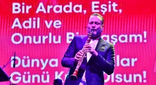 Kültürpark’ta Hüsnü Şenlendirici Rüzgarı