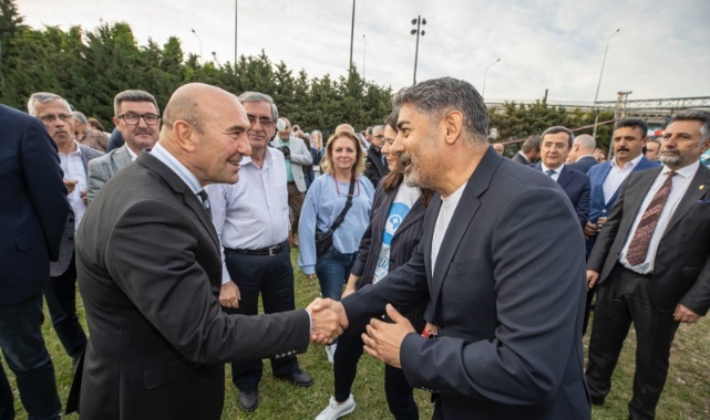 Başkan Soyer Halk TV Ege Bölge Temsilciliği'nin Açılışına Katıldı
