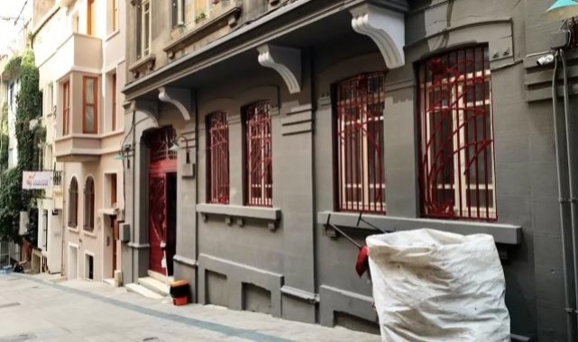 Bülent Ersoy Masumlar Apartmanı'nı 7 Milyon Dolara Satın Alıyor