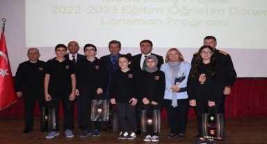 İzmir'de lise öğrencilerine, terör örgütleri anlatıldı