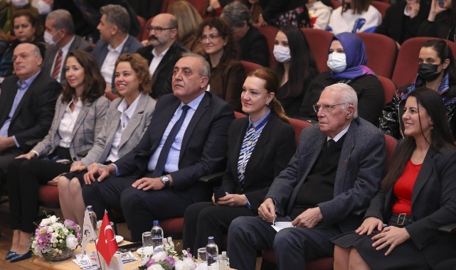 DEÜ'de Öğretmenler Günü Töreni düzenlendi