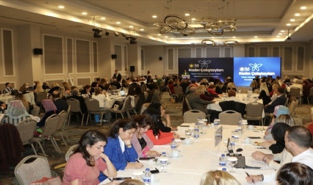 İYİ Parti, İzmir'den 'kadın çalıştayı'