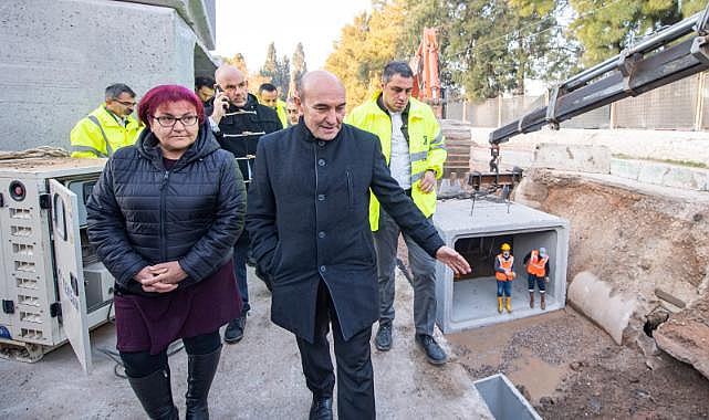 Başkan Soyer Buca'da yağmur suyu ayrıştırma projesini inceledi