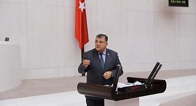 CHP’li Sındır, Torbalı’daki tehlikeli atık tesisini Meclis gündemine taşıdı