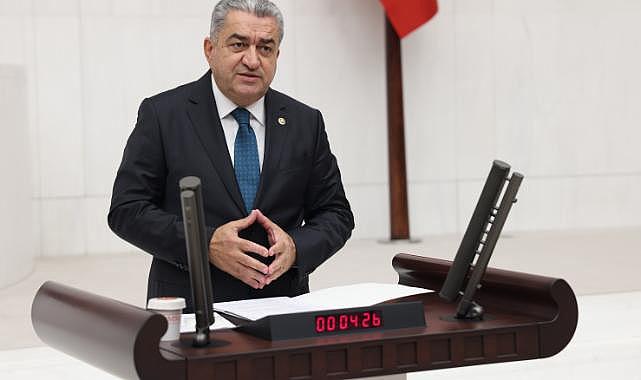 Serter: “Gençlerimizi bir kuru ekmeğe muhtaç ettiniz”