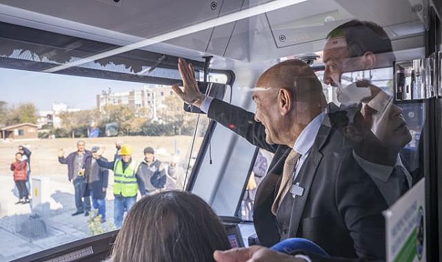 Soyer; ''İzmir'i demir ağlarla örmeye devam edeceğiz''