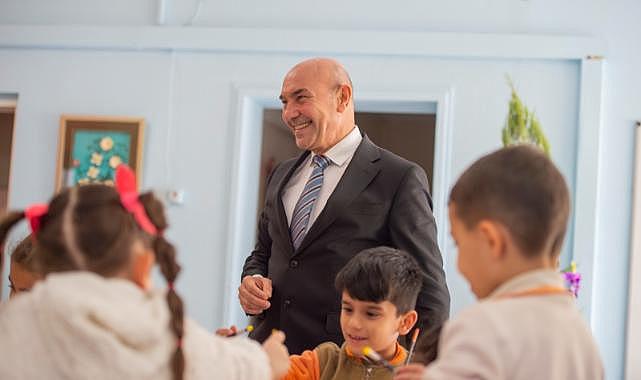 Başkan Soyer Gürçeşme'de yatırımları inceledi