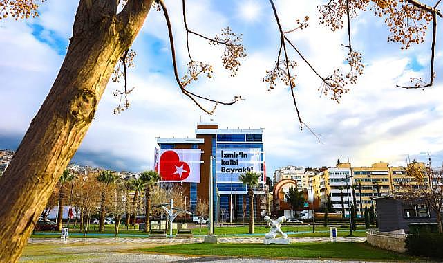 'Bayraklı Çözüm Merkezi' yüzleri güldürüyor: 8 ayda 8 bin talep sonuçlandırıldı