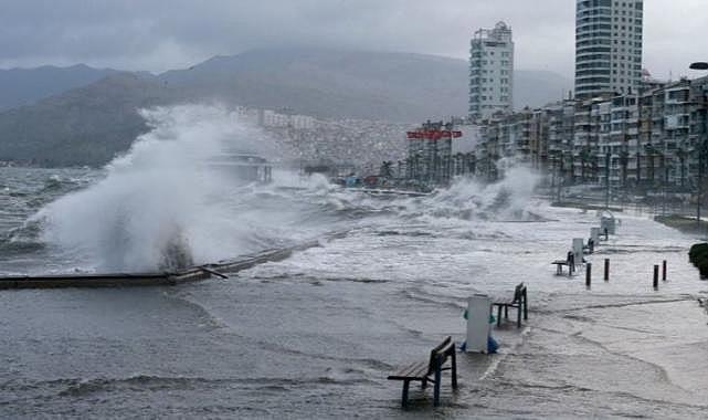Meteorolojiden İzmir için 'fırtına' uyarısı!