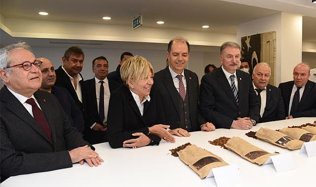TMO,İzmir Ticaret Borsası'nda 12 bin 500 ton kuru üzüm satışı gerçekleştirdi