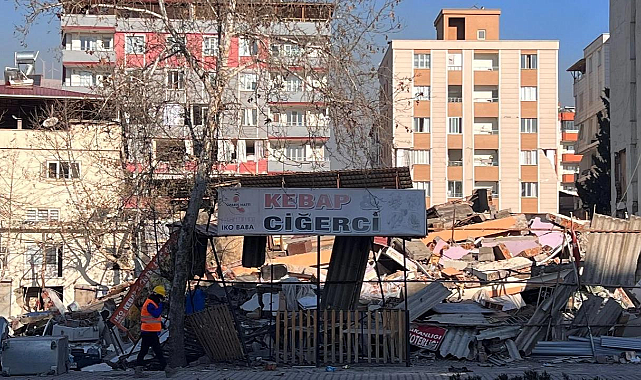 CHP'li Aslanoğlu deprem bölgesinden bildirdi: Nurdağı'nda her yer yıkılmış