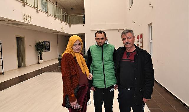 Depremzedeler, Bornova'nın misafiri