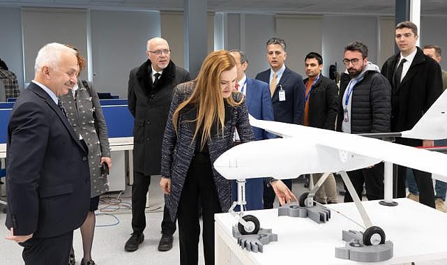 DEÜ'den Milli Havacılık Hamlesi: TUSAŞ ile İş Birliği Protokolü İmzalandı