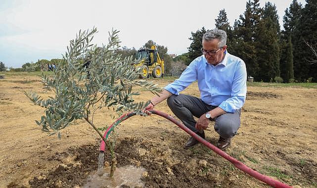 Gaziemir'de Fidanlar Toprakla Buluştu