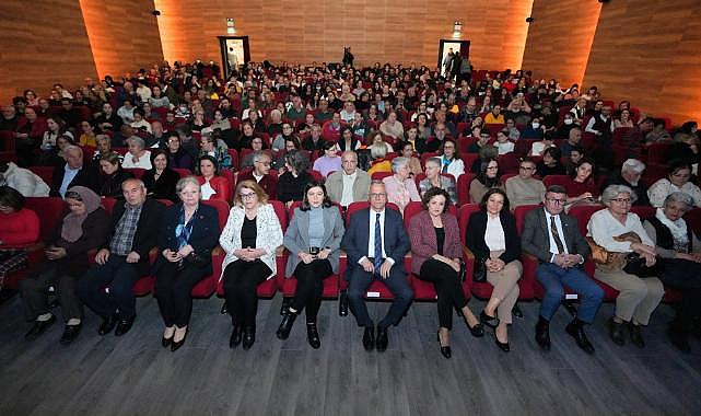 Gaziemir'de, Türkan Saylan'ın hayatı sahnelendi
