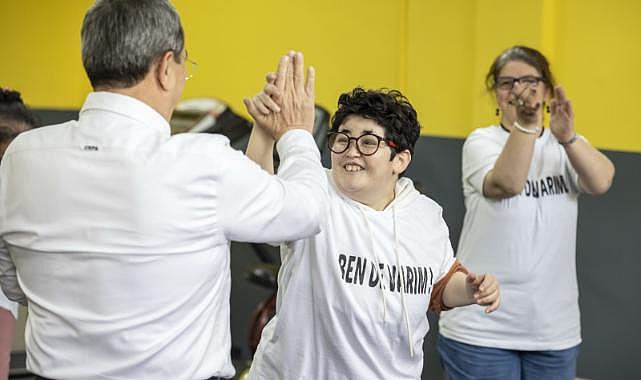 Konak Engelsiz Yaşam Köyü'nün Yeni Spor Salonu Faaliyete Geçti