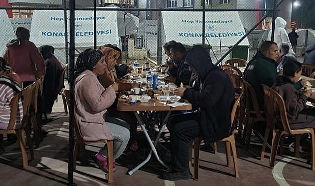 Konak'tan Çadır Kentte İlk İftar