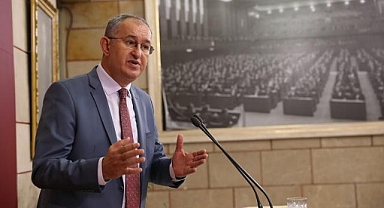 CHP'li Sertel: PTT küçülüyor, küçük ortak zenginleşiyor