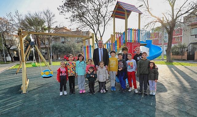 Gaziemir'de, Park ve Yeşil Alanlara 44 Milyonluk Yatırım