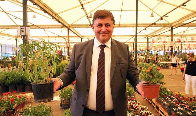 Karşıyaka'da En Güzel Balkon ve Bahçeler Seçiliyor