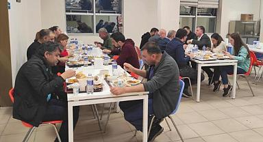 Kınık Belediye Başkanı Dr. Sadık Doğruer İftarda Meslektaşlarıyla Buluştu