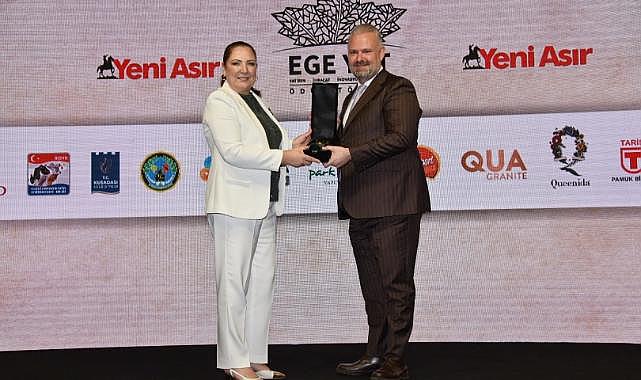 Menemen Belediyesi'ne “Gençliğin ve Geleceğin Kenti” Ödülü
