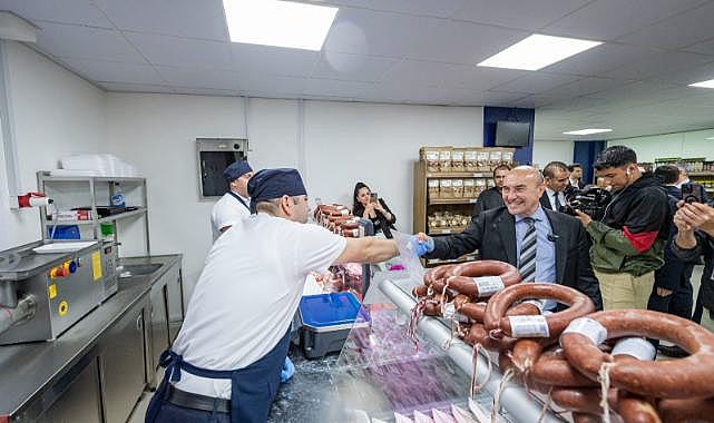 Başkan Soyer: Halkın Kasabı'yla İzmirlinin cebine 15 milyonluk katkı