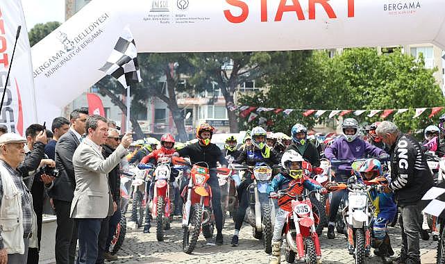 Türkiye Enduro ve ATV Şampiyonası Bergama'da start aldı